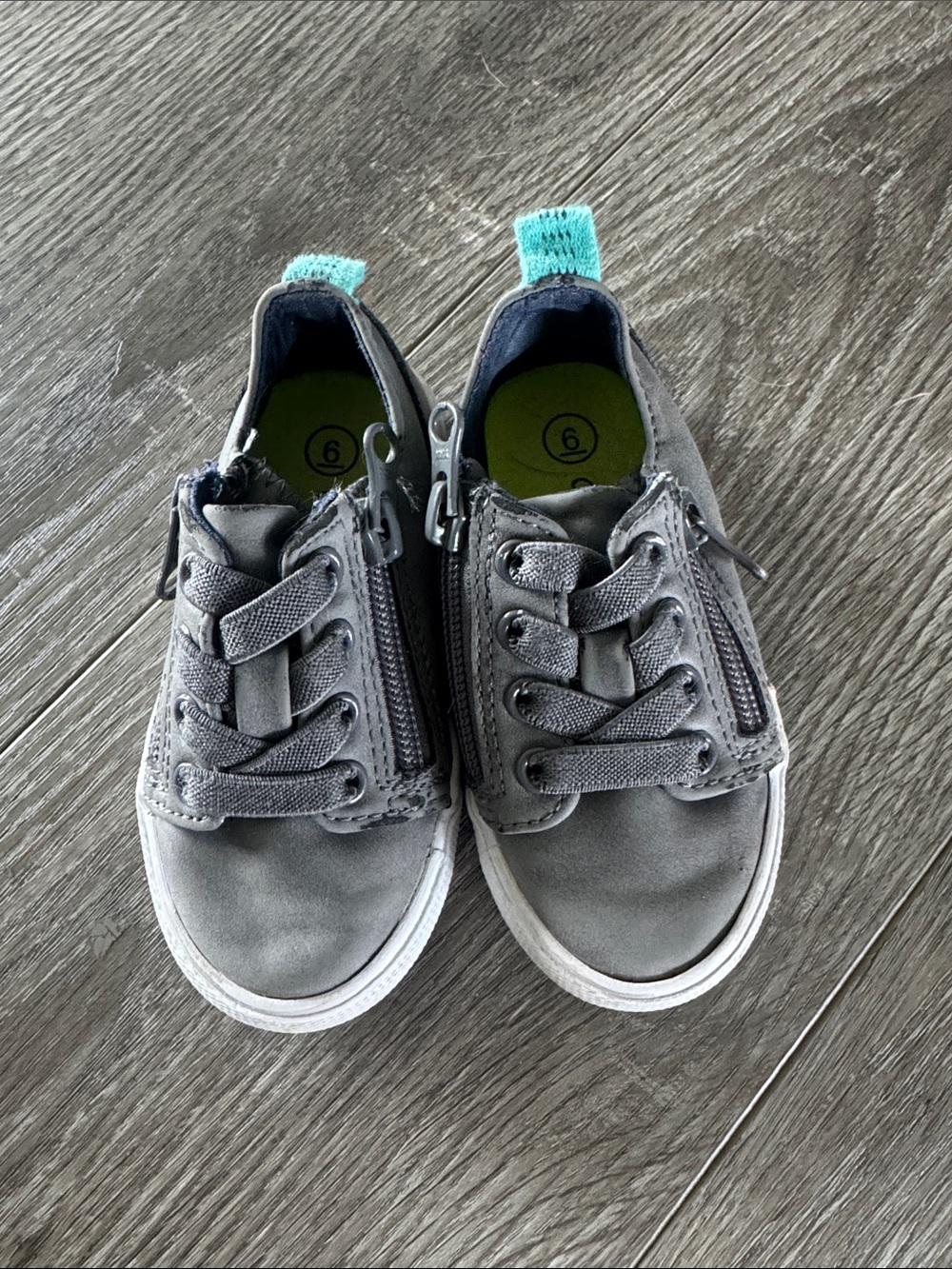 Cat & Jack Grey Kids Zip-Front Sneakers with Mint Pull Tab